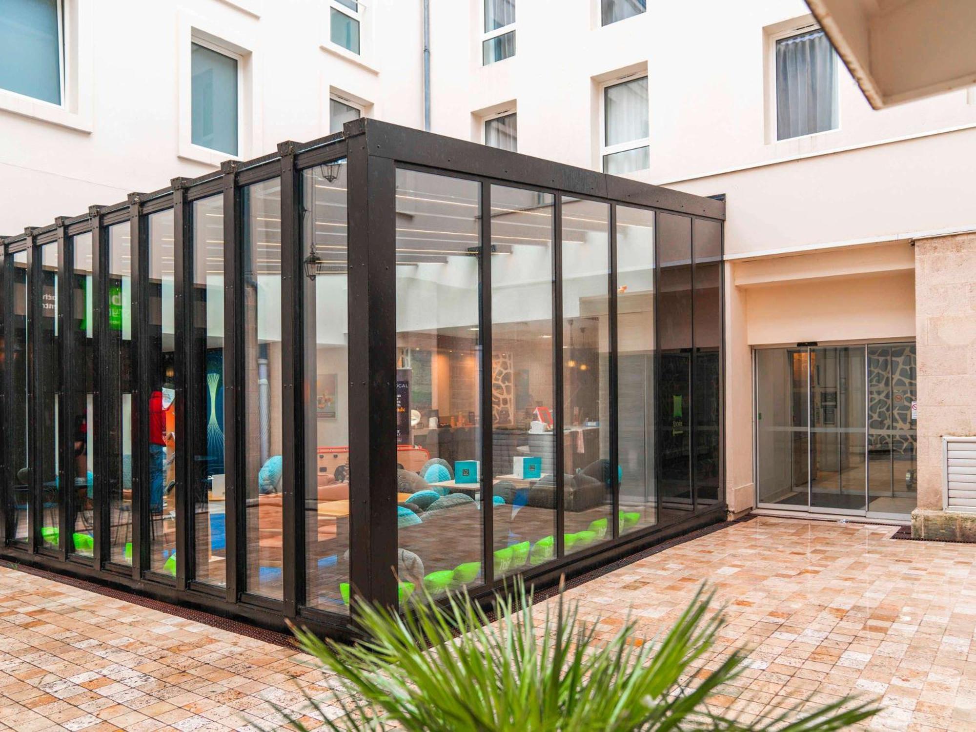 Ibis Styles La Rochelle Centre Hotel Exterior photo